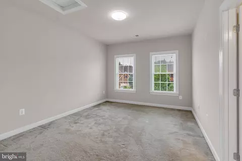 Bedroom - 42411 Pine Forest Dr, Chantilly, VA 20152 photo 2 of 6