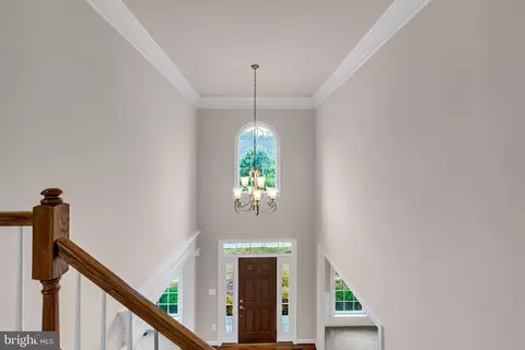 Entry Way - 42411 Pine Forest Dr, Chantilly, VA 20152 photo 1 of 25