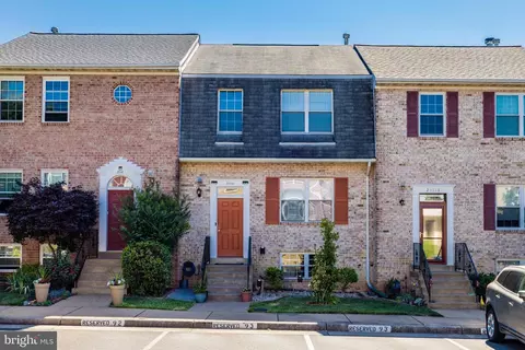 21116 Fireside Ct, Sterling, VA 20164