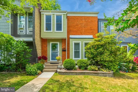 339 Shenandoah St SE, Leesburg, VA 20175