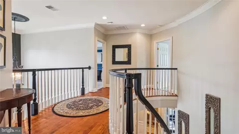 Entry Way - 41334 Raspberry Dr, Leesburg, VA 20176 photo 7 of 11