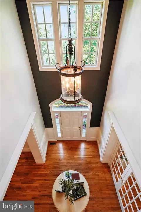 Entry Way - 41334 Raspberry Dr, Leesburg, VA 20176 photo 2 of 11