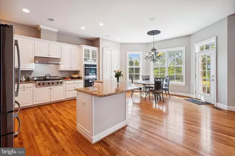 Kitchen - 41334 Raspberry Dr, Leesburg, VA 20176 photo 3 of 5