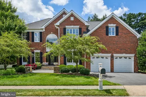 19995 Shadow Creek Ct, Ashburn, VA 20147