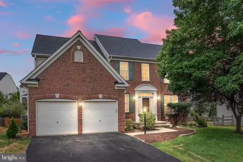 708 Aurora Ct NE, Leesburg, VA 20176