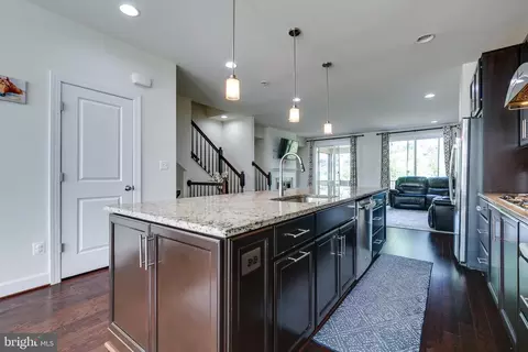 23639 Turtle Point Ter, Ashburn, VA 20148 photo 9