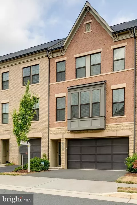 23639 Turtle Point Ter, Ashburn, VA 20148 photo 5