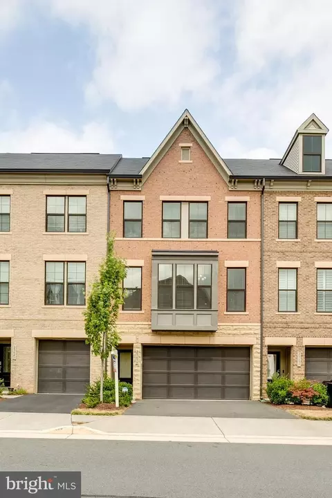 23639 Turtle Point Ter, Ashburn, VA 20148