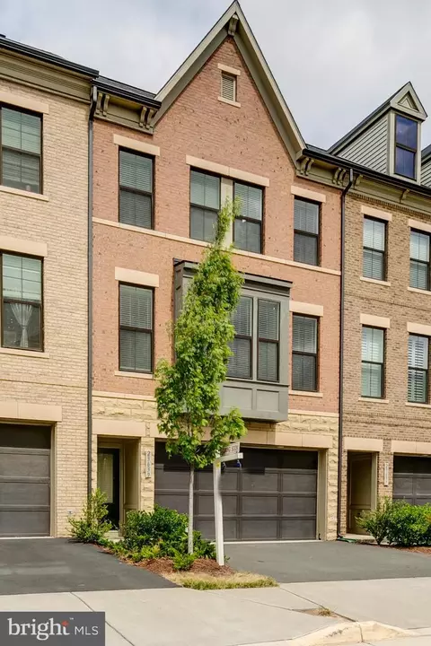 23639 Turtle Point Ter, Ashburn, VA 20148 photo 3