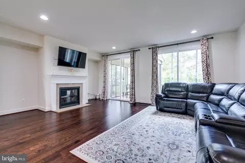 23639 Turtle Point Ter, Ashburn, VA 20148 photo 18