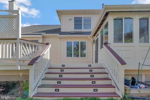 Exterior - 21683 Channing Ct, Ashburn, VA 20147 photo 7 of 14
