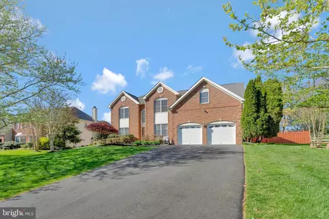 Exterior - 21683 Channing Ct, Ashburn, VA 20147 photo 11 of 14