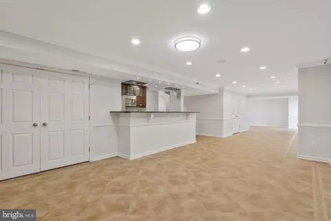 Living - 21683 Channing Ct, Ashburn, VA 20147 photo 5 of 5