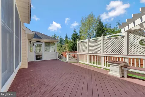 Exterior - 21683 Channing Ct, Ashburn, VA 20147 photo 5 of 14