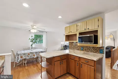 Kitchen - 205 Chestnut Ct, Sterling, VA 20164 photo 1 of 5