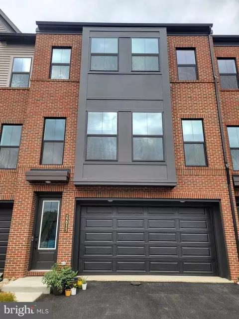 22933 Bent Trail Ter, Ashburn, VA 20148