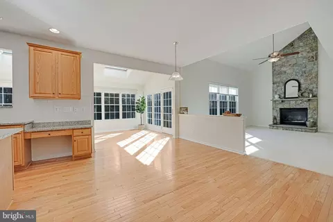25896 Stinger Dr, Chantilly, VA 20152 photo 18