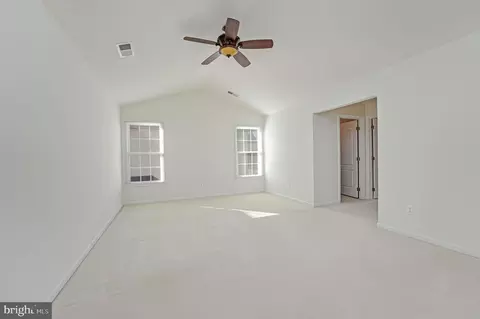 25896 Stinger Dr, Chantilly, VA 20152 photo 34