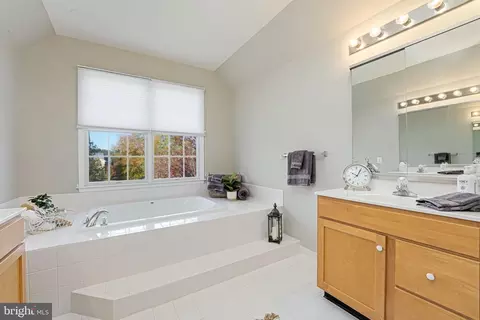 25896 Stinger Dr, Chantilly, VA 20152 photo 36
