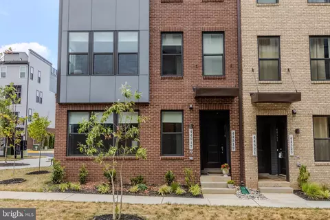 44517 Wolfhound Sq, Ashburn, VA 20147