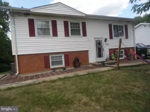 905 S Sterling Blvd, Sterling, VA 20164