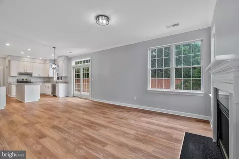 42970 Tara Ct, Ashburn, VA 20147 photo 14