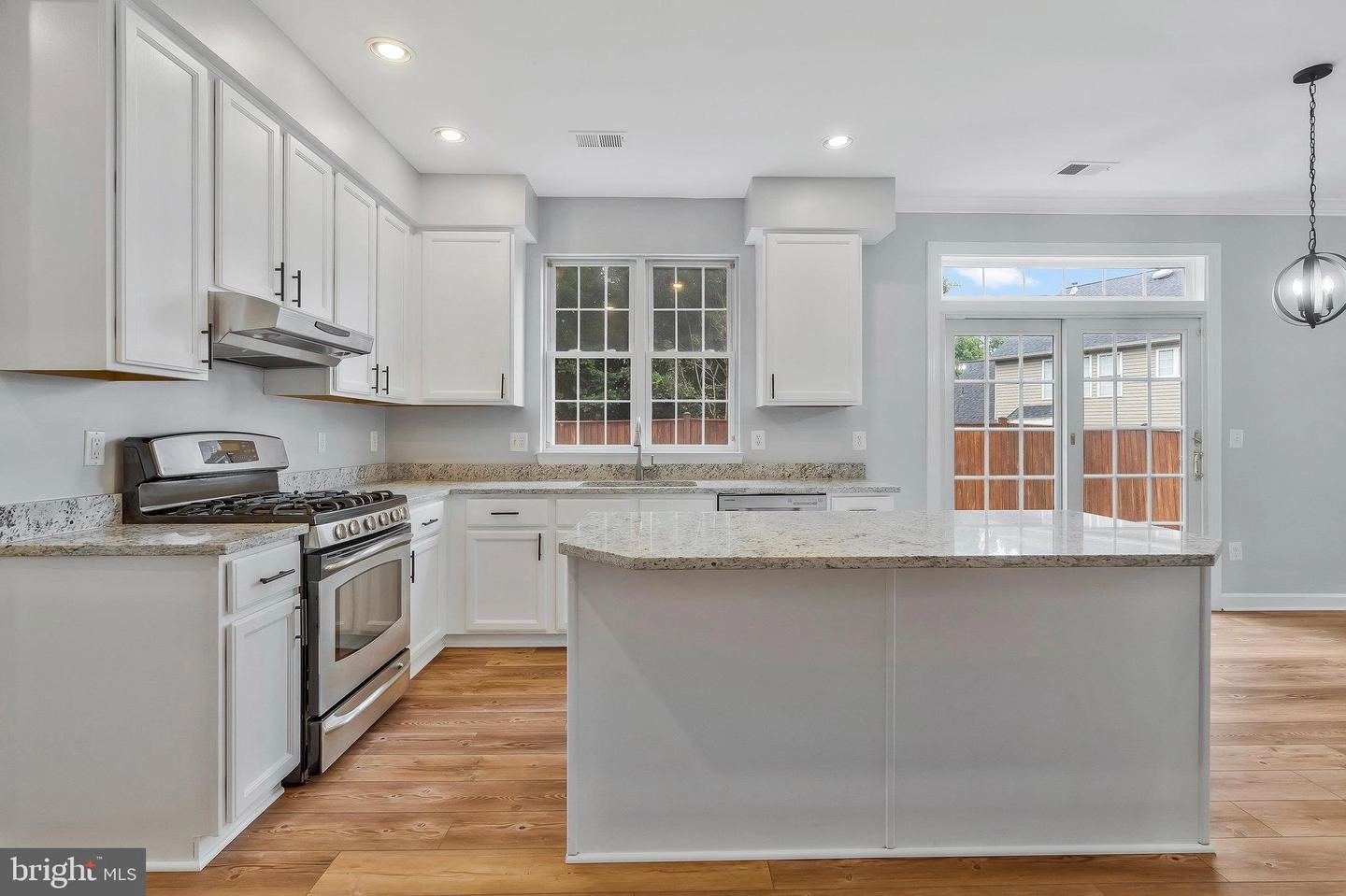 42970 Tara Ct, Ashburn, VA 20147 photo 18