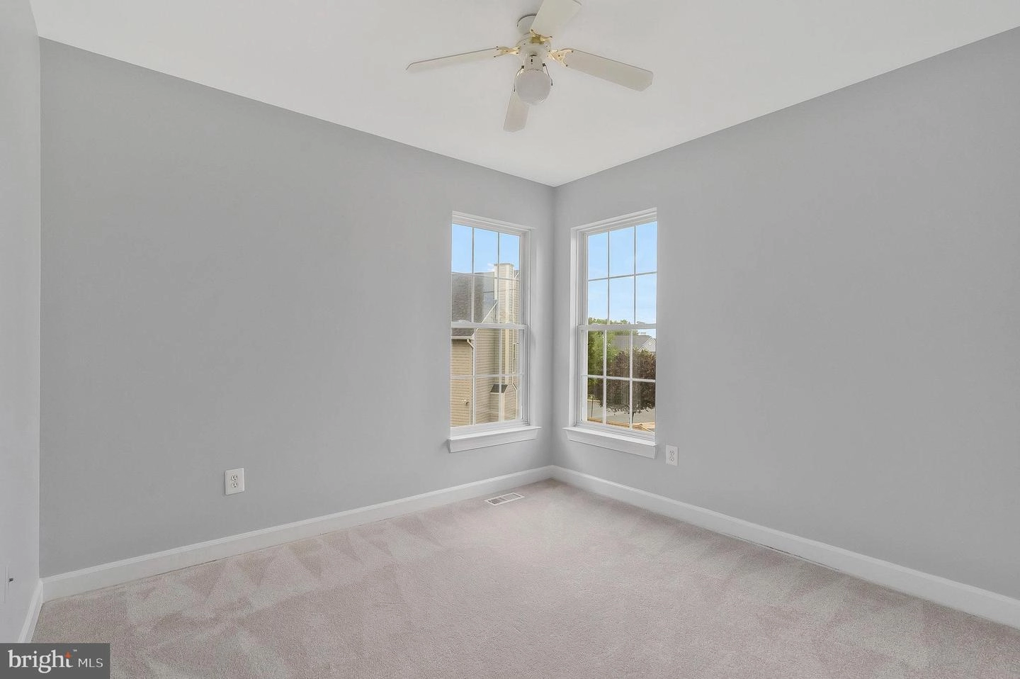 42970 Tara Ct, Ashburn, VA 20147 photo 42