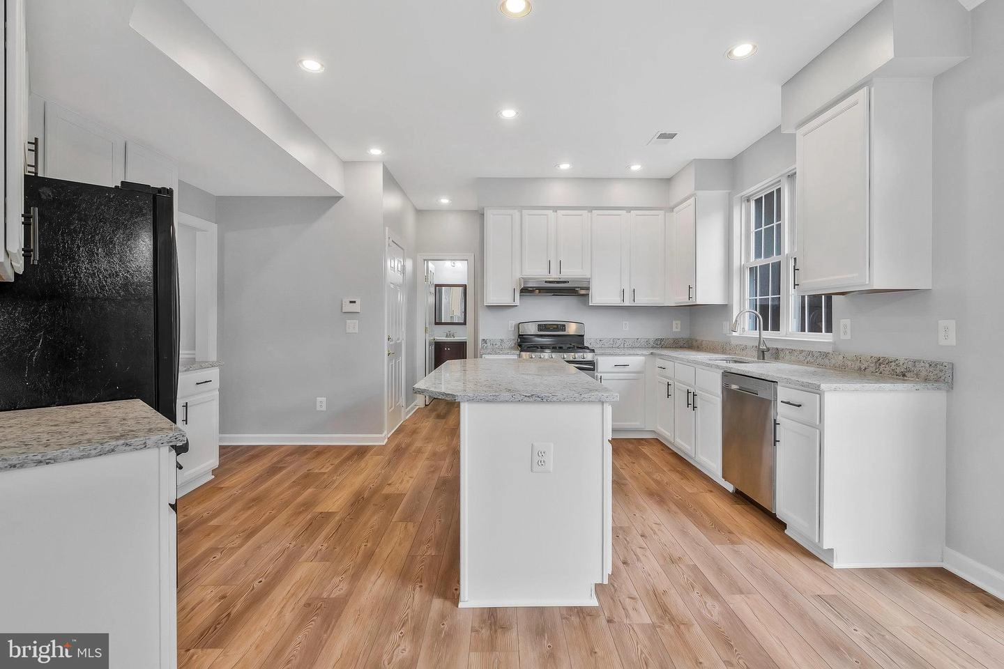 42970 Tara Ct, Ashburn, VA 20147 photo 21