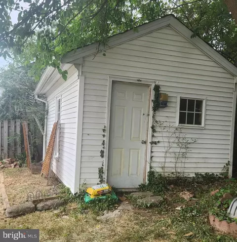 Other - 222 W Beech Rd, Sterling, VA 20164 photo 13 of 14