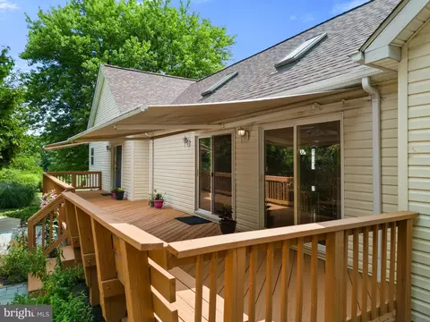 Exterior - 17795 Sands Rd, Hamilton, VA 20158 photo 16 of 16