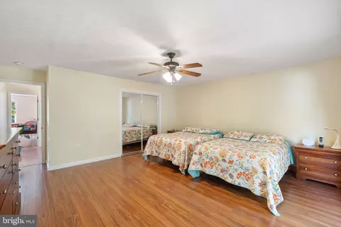 Bedroom - 17795 Sands Rd, Hamilton, VA 20158 photo 8 of 8