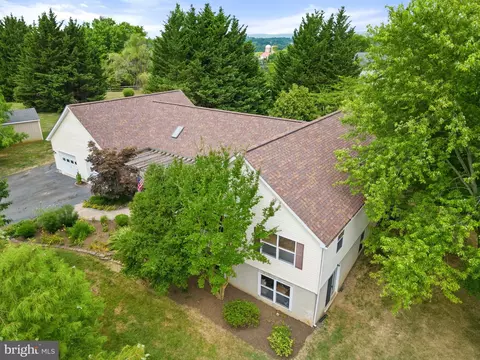 View/Area - 17795 Sands Rd, Hamilton, VA 20158 photo 4 of 12