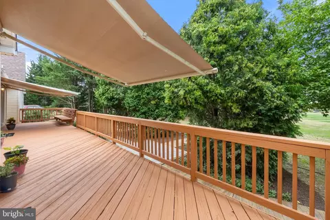 Exterior - 17795 Sands Rd, Hamilton, VA 20158 photo 12 of 16