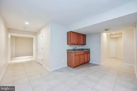 Entry Way - 25807 Anderby, Chantilly, VA 20152 photo 7 of 8