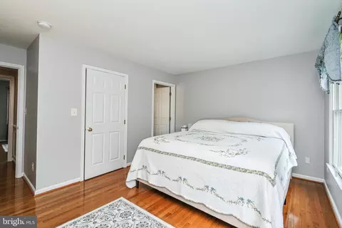 Bedroom - 25807 Anderby, Chantilly, VA 20152 photo 8 of 8