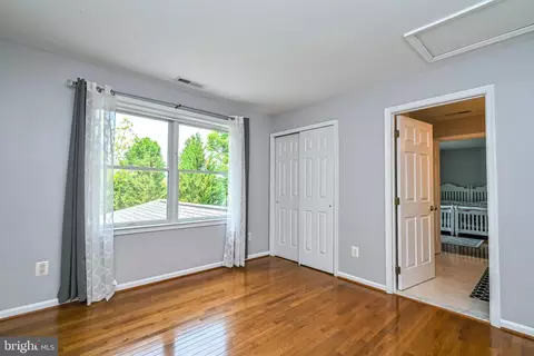 Bedroom - 25807 Anderby, Chantilly, VA 20152 photo 4 of 8