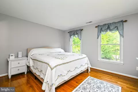 Bedroom - 25807 Anderby, Chantilly, VA 20152 photo 7 of 8