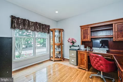 Other - 25807 Anderby, Chantilly, VA 20152 photo 1 of 19