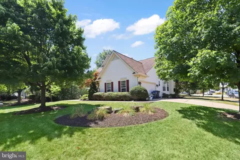 Exterior - 21422 Midsummer Way, Broadlands, VA 20148 photo 8 of 12