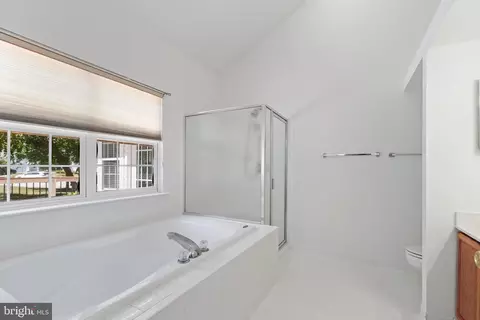 Bath - 21422 Midsummer Way, Broadlands, VA 20148 photo 1 of 1