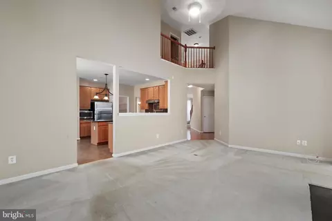 Living - 21422 Midsummer Way, Broadlands, VA 20148 photo 4 of 9