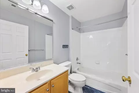 43621 Solheim Cup Ter, Ashburn, VA 20147 photo 32