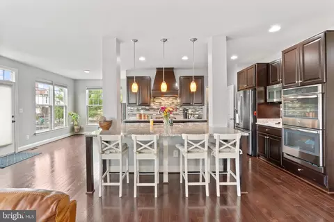 42431 Myan Gold, Brambleton, VA 20148