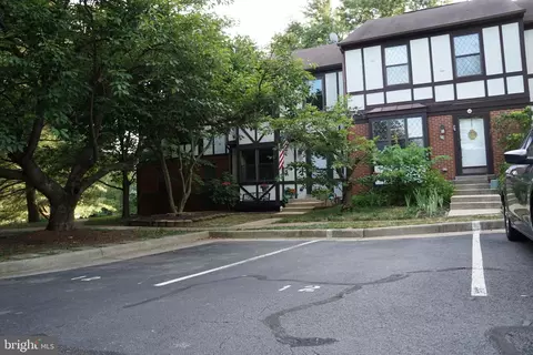 23 Millard Ct, Sterling, VA 20165 photo 3