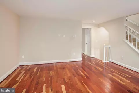 23 Millard Ct, Sterling, VA 20165 photo 5