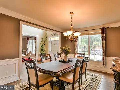 43353 Barnstead Dr, Ashburn, VA 20148 photo 8