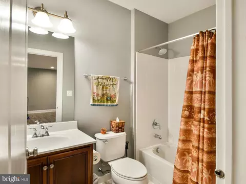 43353 Barnstead Dr, Ashburn, VA 20148 photo 75
