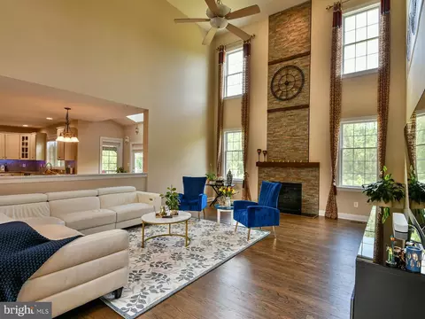 43353 Barnstead Dr, Ashburn, VA 20148 photo 11