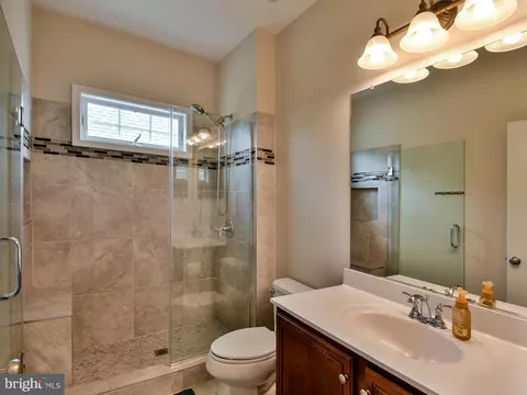 43353 Barnstead Dr, Ashburn, VA 20148 photo 54
